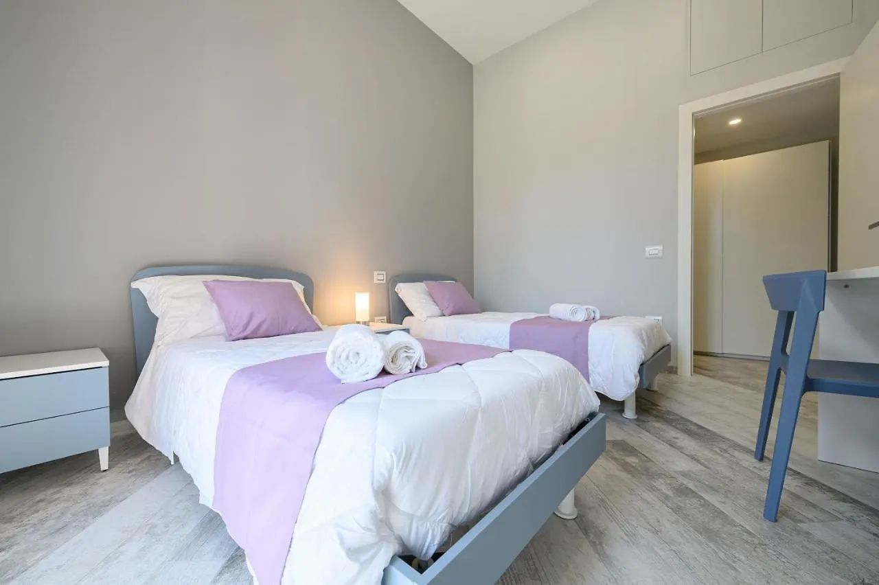 Lungomare 6Min Suite Deluxe Miraglia With Parking Napoli Italia